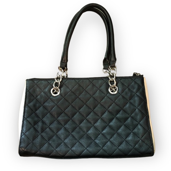 Calvin Klein quilted leather tote - Picture 2 of 14